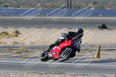 media/Oct-21-2024-Moto Forza (Mon) [[0d67646773]]/B Group/Session 2 (Turn 14)/